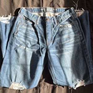 AEO Vintage Hi-Rise Distress Jeans Sz 4